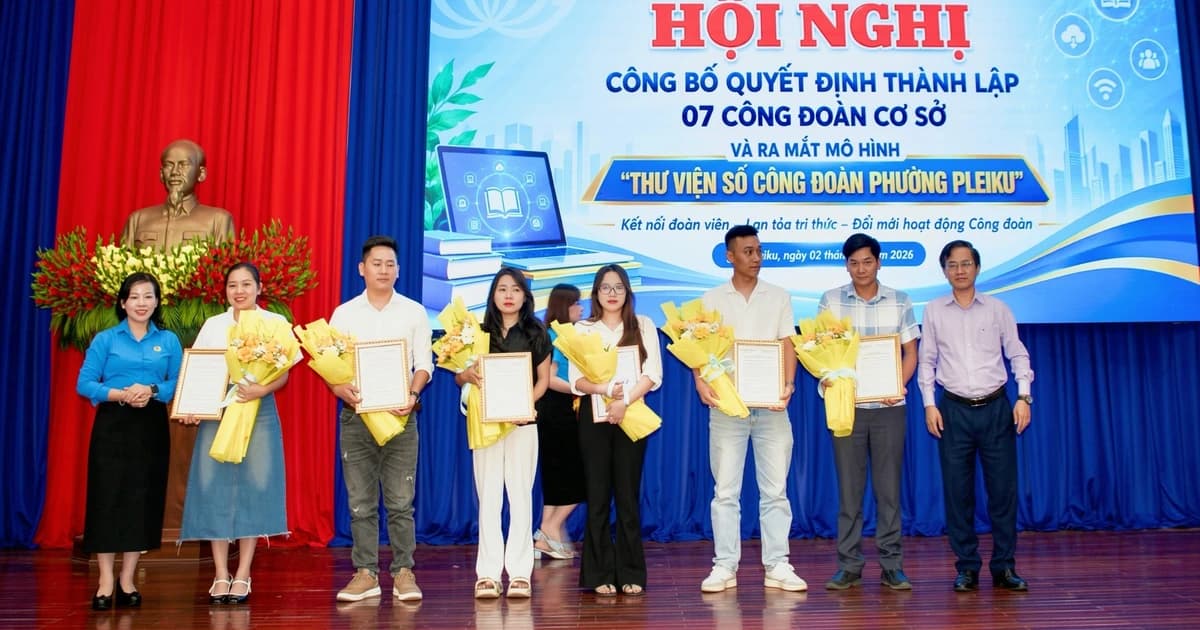 Công đoàn phường Pleiku thành lập 7 Công đoàn cơ sở và ra mắt mô hình Thư viện số