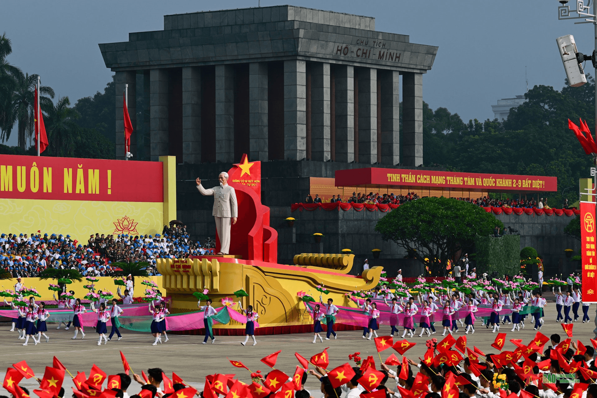 Reflecting on two new points in Directive No. 07-CT/TW dated July 13, 2026, of the Politburo.