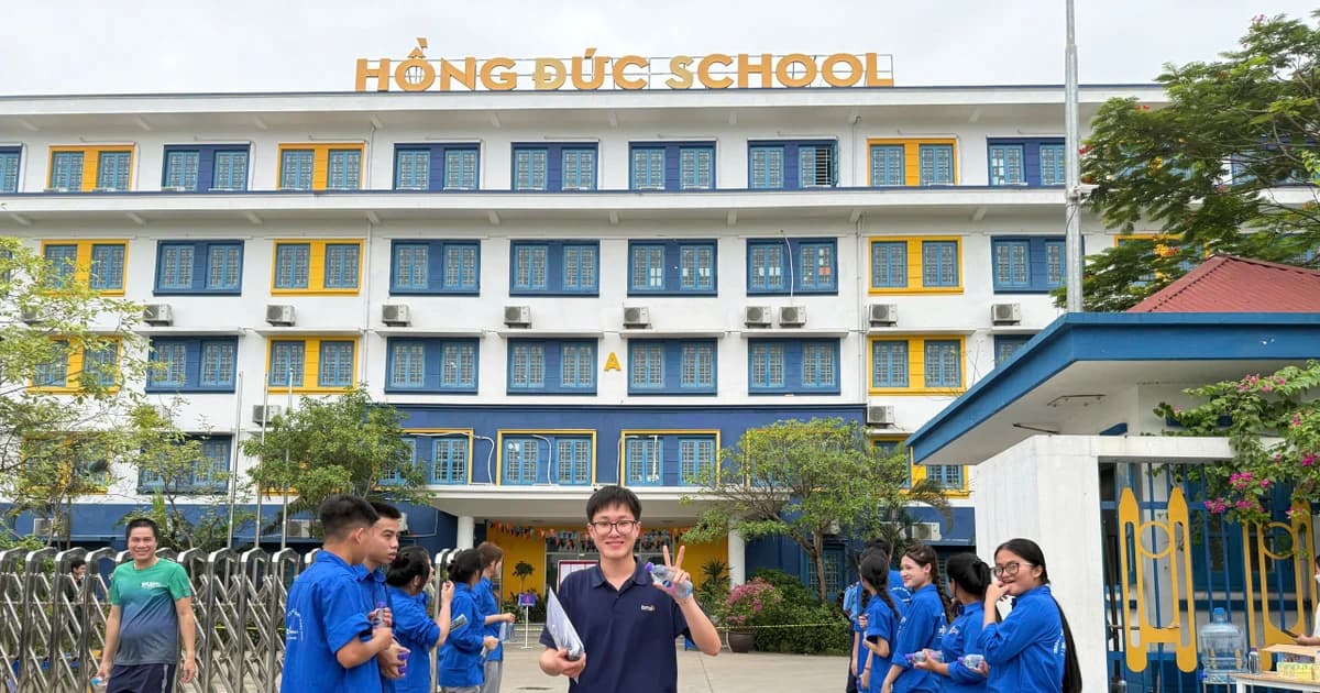 Giảm áp lực thi lớp 10 không chỉ bằng việc giảm số môn thi