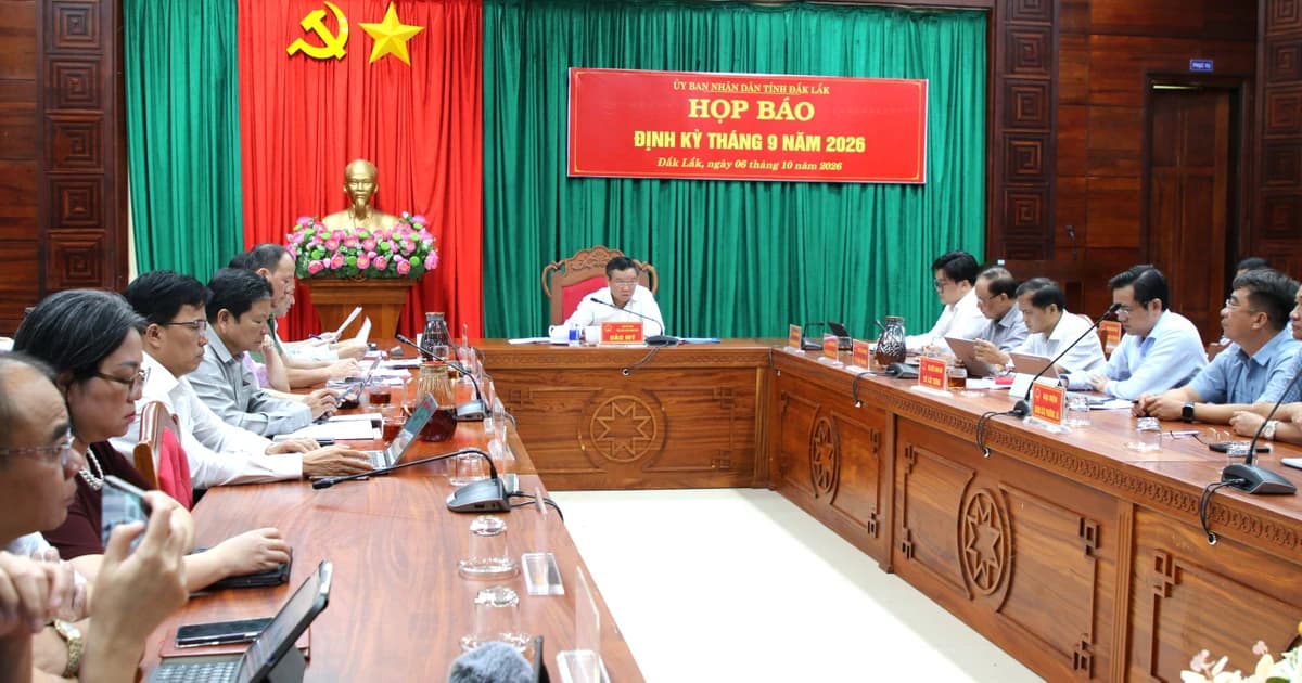 Giáo viên ở Đắk Lắk 'trích nộp' hơn 92 triệu đồng tiền dạy học sinh khuyết tật