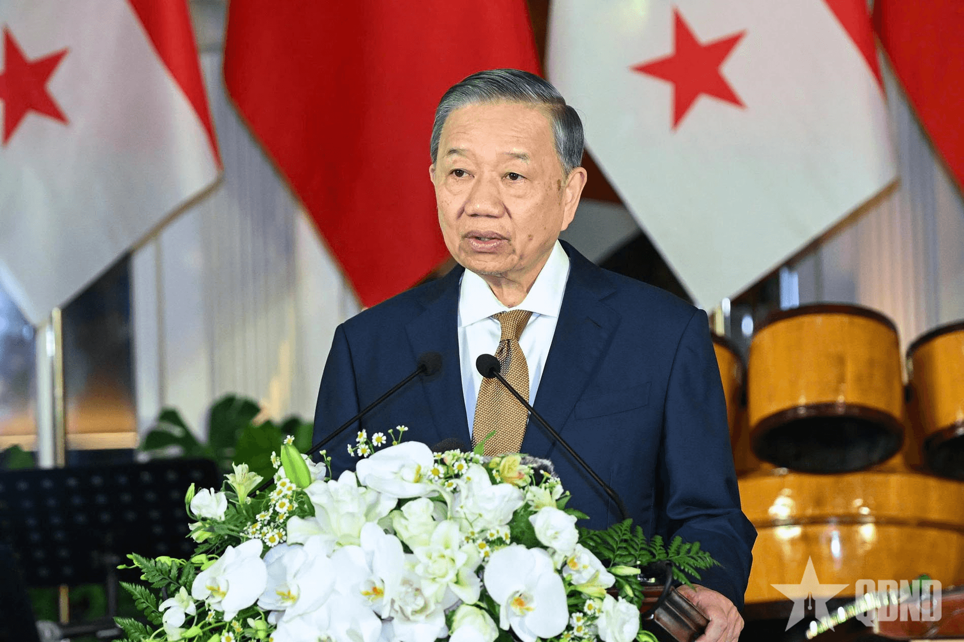 Vietnam - Panama: Two gateways, two bridges connecting
