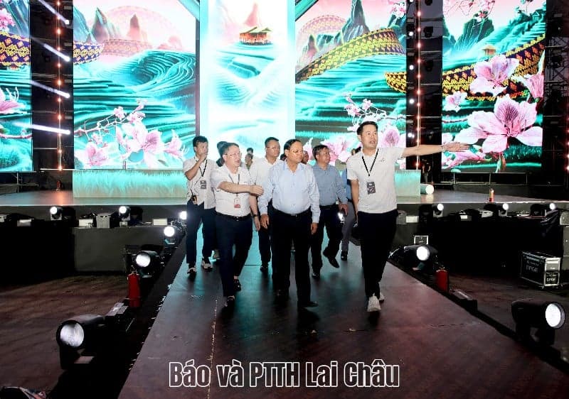 Bí thư Tỉnh uỷ kiểm tra công tác chuẩn bị đại nhạc hội Viettel Y-Fest 2026