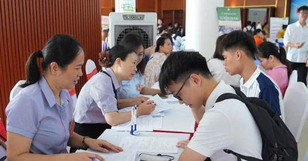 The demand for young talent is increasing sharply.