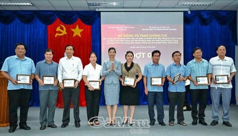 Nâng cao năng lực lãnh đạo, quản lý cho cán bộ cấp xã trong giai đoạn mới