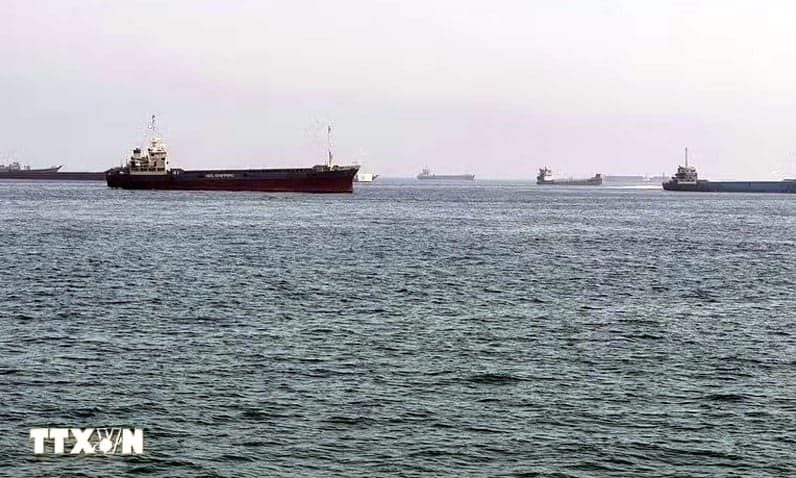 Căng thẳng eo biển Hormuz: Tàu chở dầu liên tiếp bị tấn công
