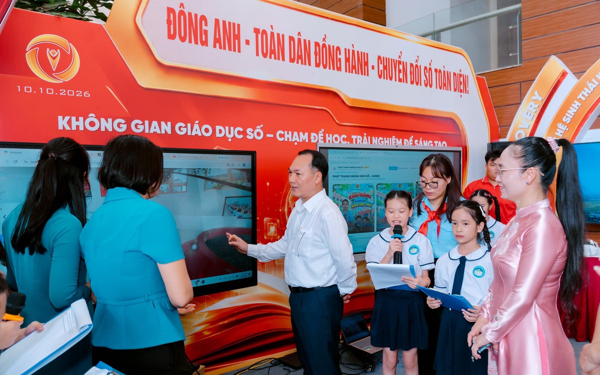 "Dong Anh Digital Day 2026" brings digital transformation closer to the people.
