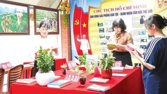 Learning from President Ho Chi Minh, combined with practical application, creates momentum for development.
