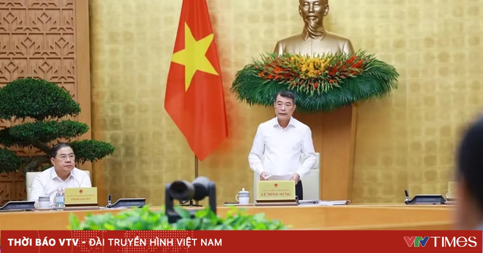 Thủ tướng: Áp lực tăng trưởng 3 tháng cuối năm rất lớn, đòi hỏi phải quyết tâm cao