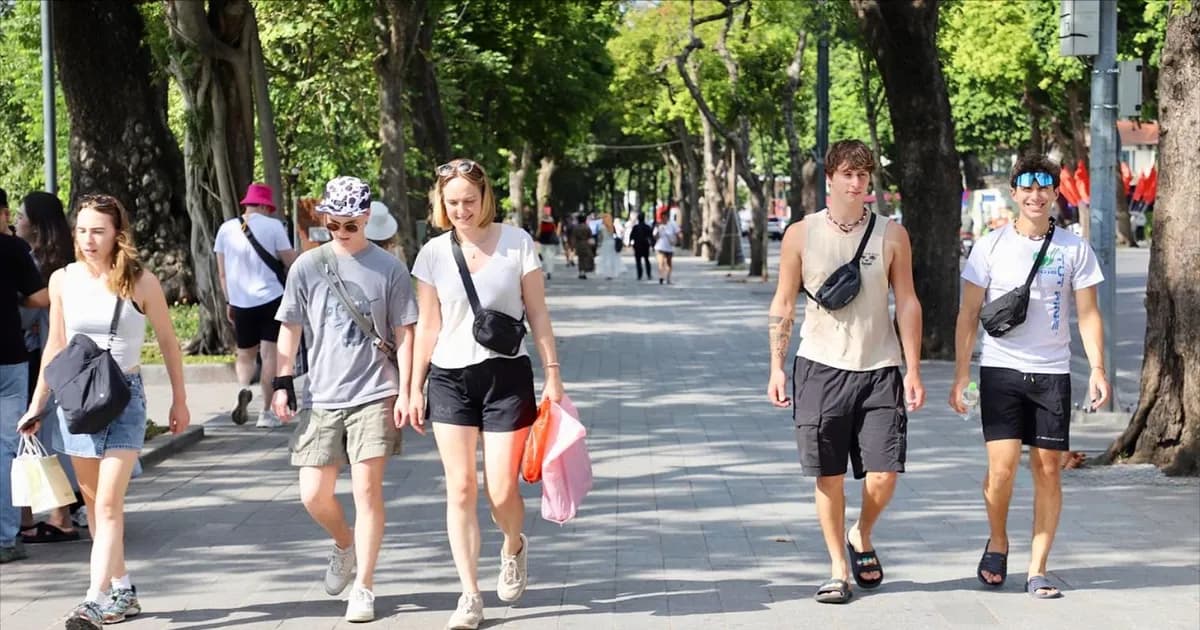 Hanoi's Old Quarter enters its peak season: Many hotels are fully booked on weekends.