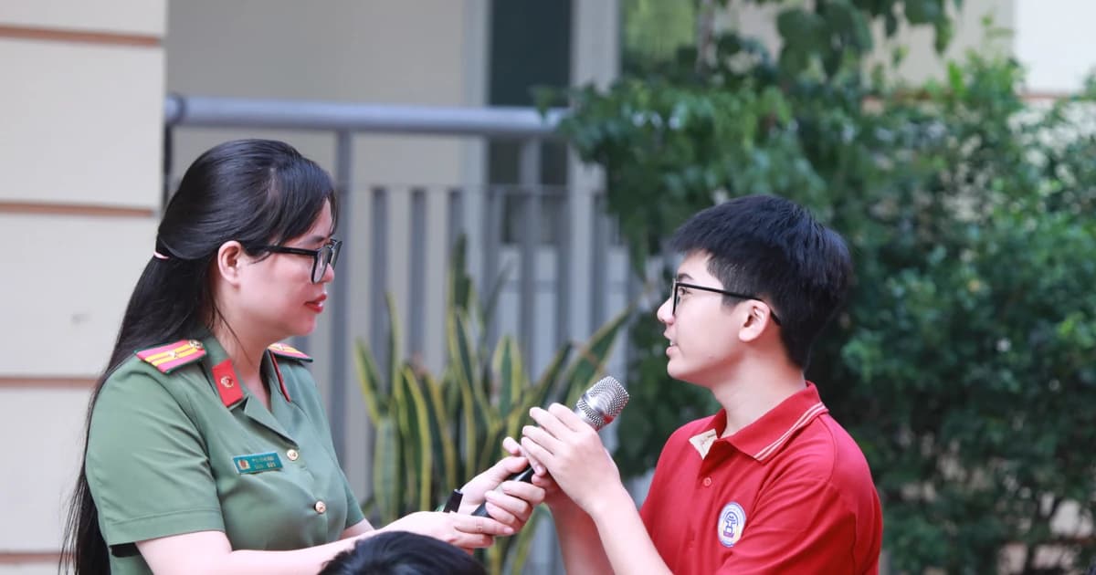 Ngăn chặn từ xa hiểm họa ma túy, thuốc lá điện tử và bạo lực học đường