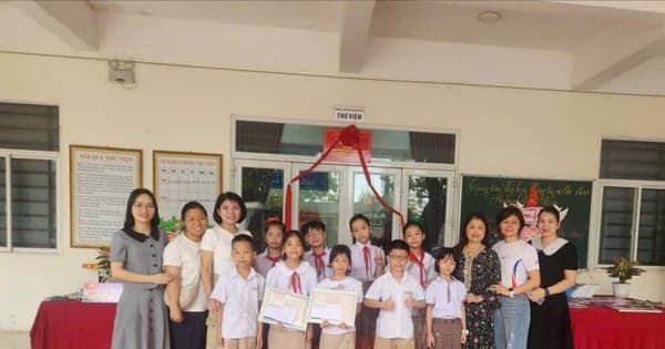 Dong Ngac Ward launches library, spreading reading culture in the community.
