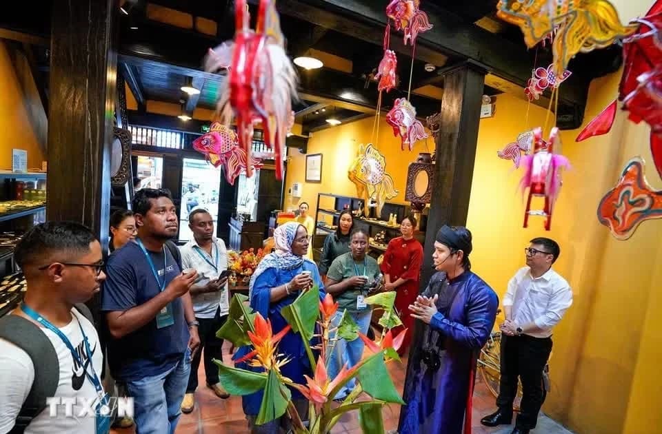 Vietnam's tourism sector welcomed 17.7 million visitors in the first nine months; which markets are accelerating their growth?