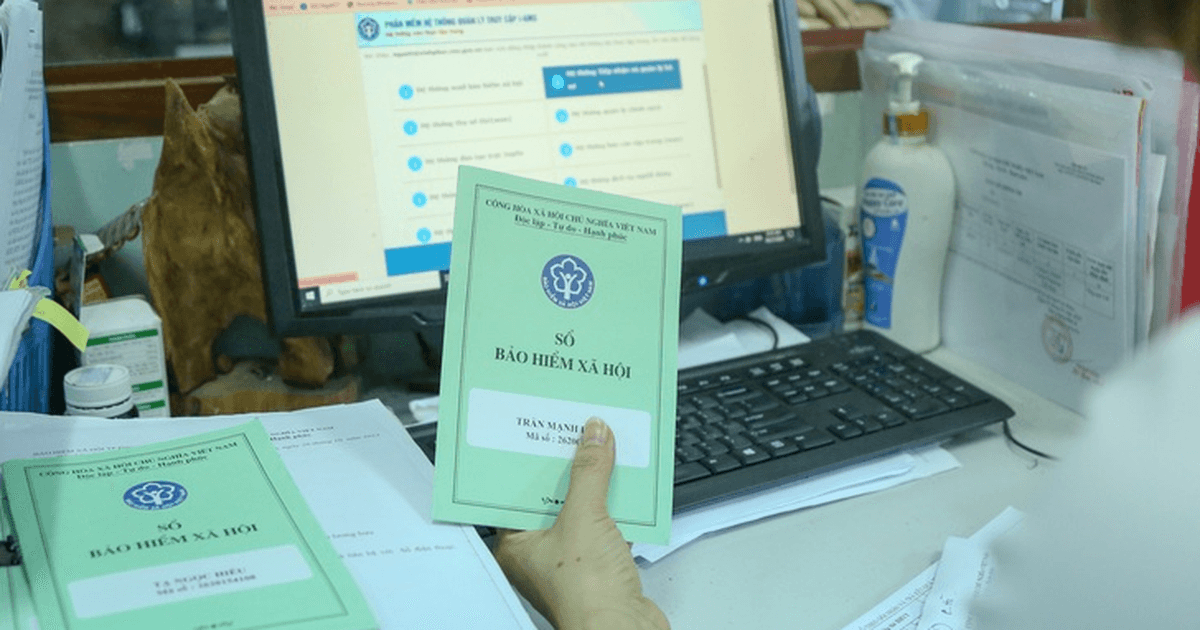 Household businesses with revenue under 1 billion VND are eligible for a refund of social insurance contributions already paid.