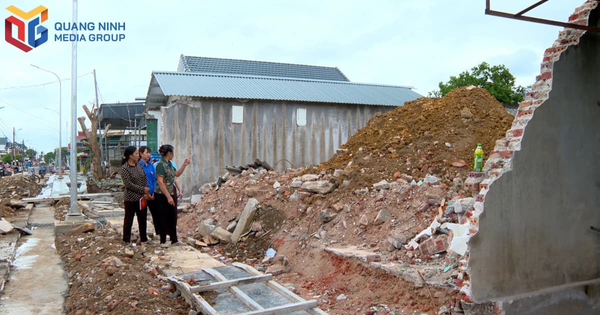 Women in Hai Ninh join forces to build new rural areas and civilized urban areas.
