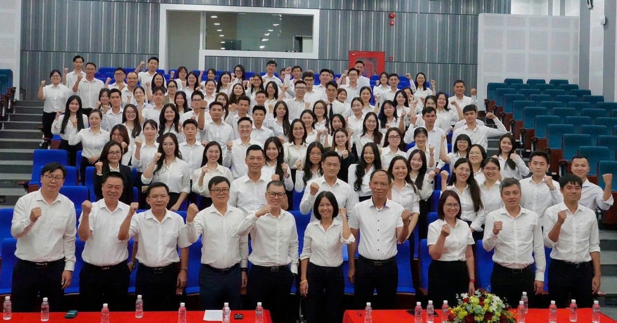 Long Thanh Airport accelerates recruitment for the operational phase.