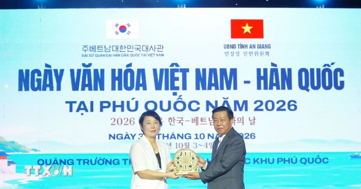 An Giang: The vibrant colors of Vietnamese and Korean culture on Phu Quoc Island.