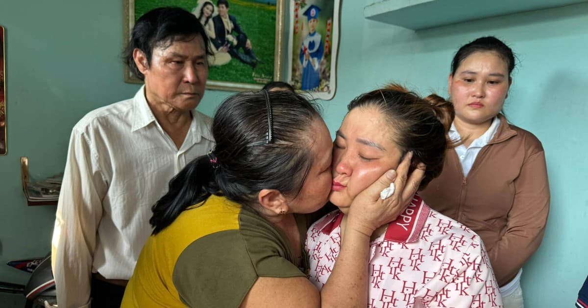 Sympathy for the deaf girl in "As If There Had Never Been a Separation": "My child has been missing for 16 years."