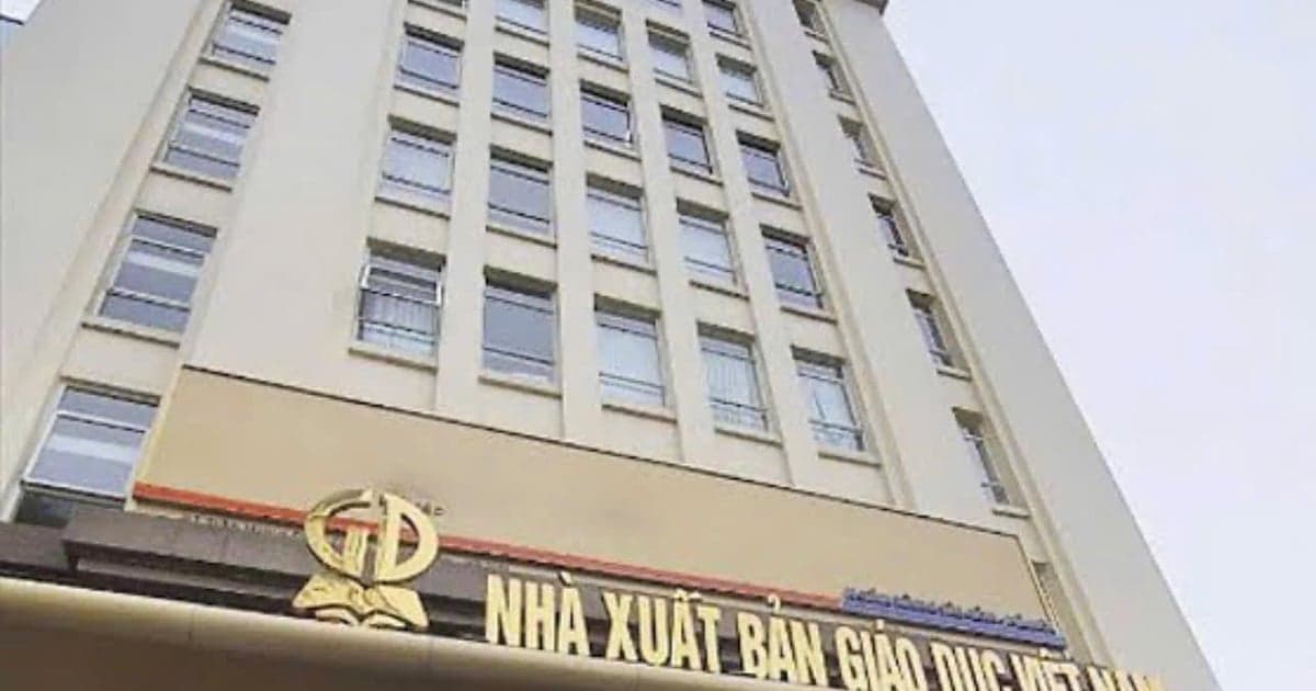 Mr. Nguyen Tien Thanh has resigned from his positions as Chairman of the Board of Directors and General Director of Vietnam Education Publishing House.