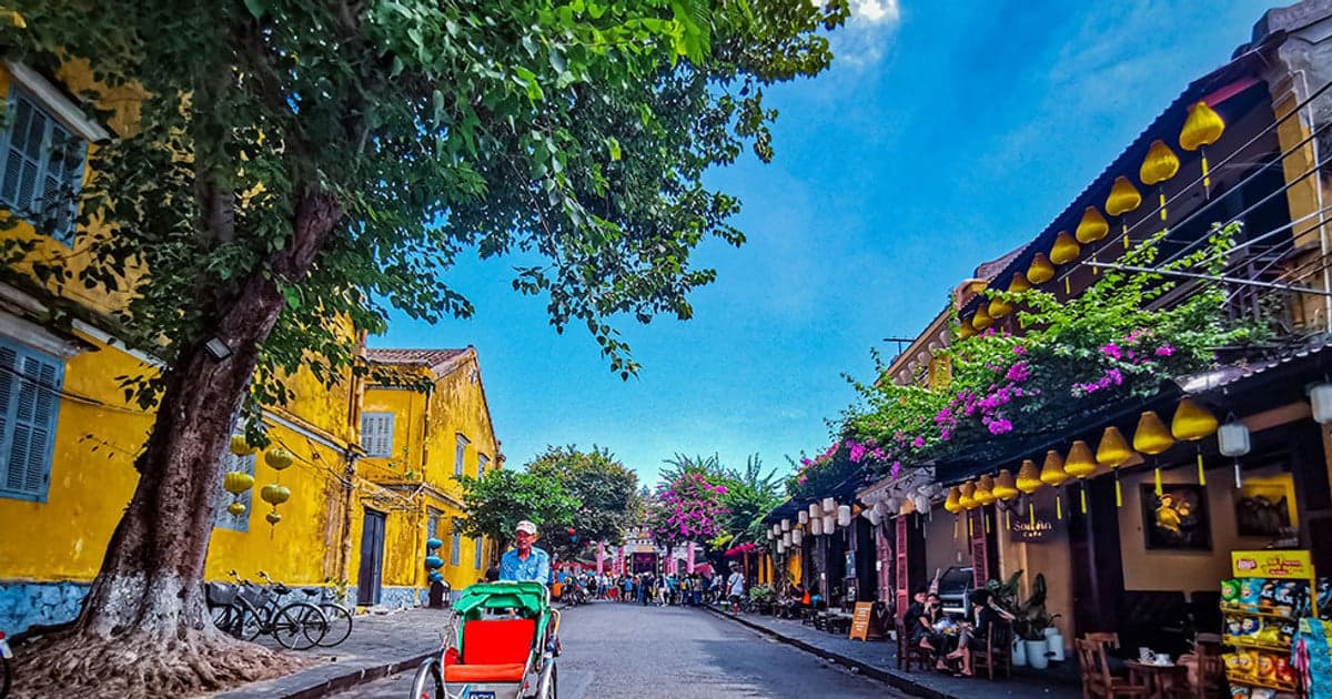 Ai xa phố Hội...