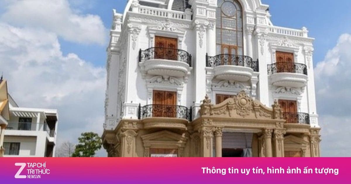 'Thần đèn' di dời biệt thự hàng trăm tấn ở Bắc Ninh về vị trí mới