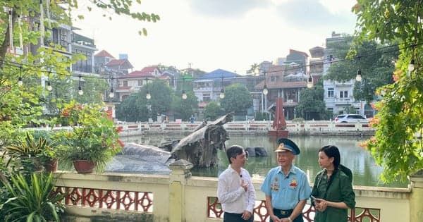 Bên hồ Hữu Tiệp, nghe người phi công kể chuyện trên bầu trời năm xưa