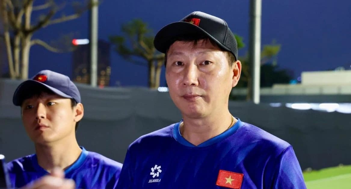 HLV Kim Sang-sik: Càng khó khăn, tuyển Việt Nam càng quyết tâm chiến thắng