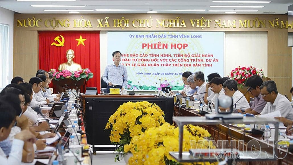 Review each project and decisively accelerate the disbursement of public investment funds.