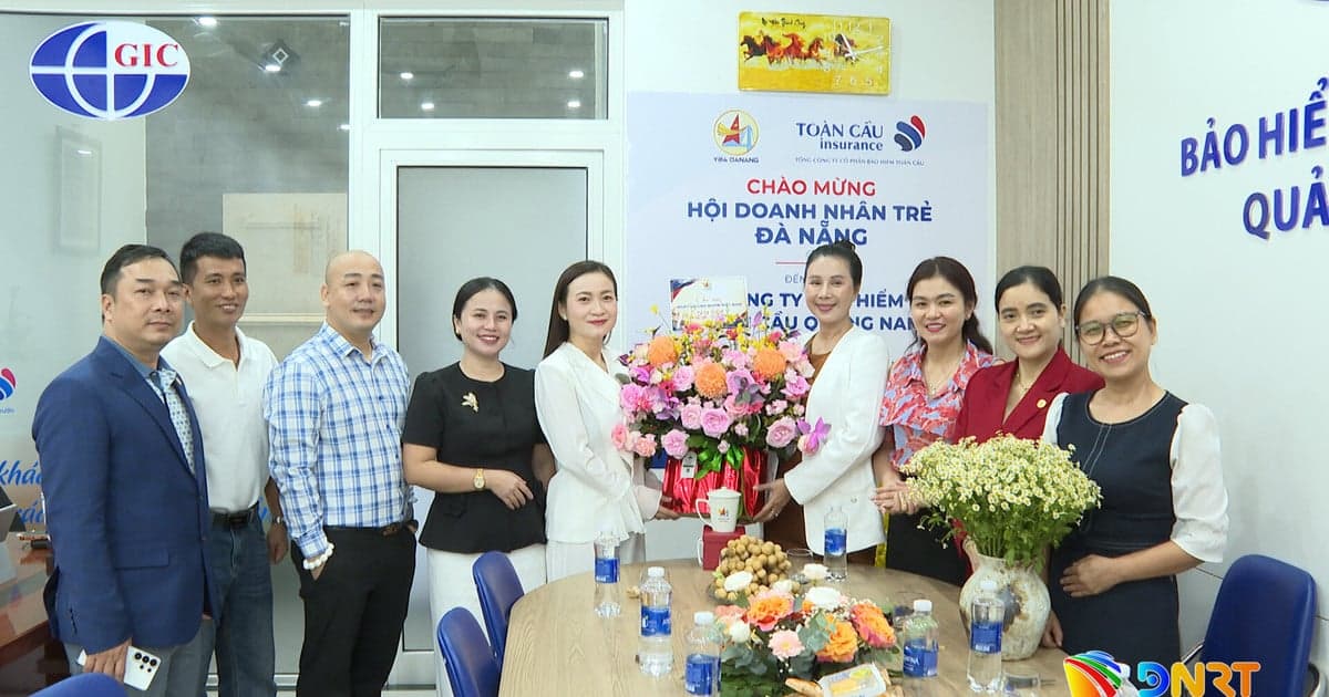 Hội Doanh nhân trẻ Đà Nẵng thăm, chúc mừng hội viên nữ khu vực phía Nam