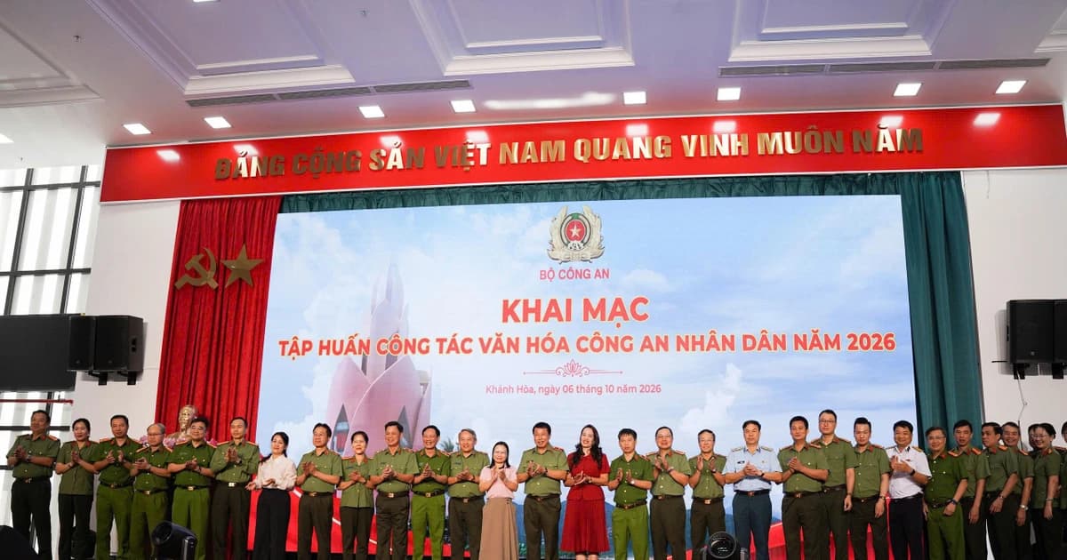 Đổi mới tư duy và nâng cao chất lượng công tác văn hóa trong CAND