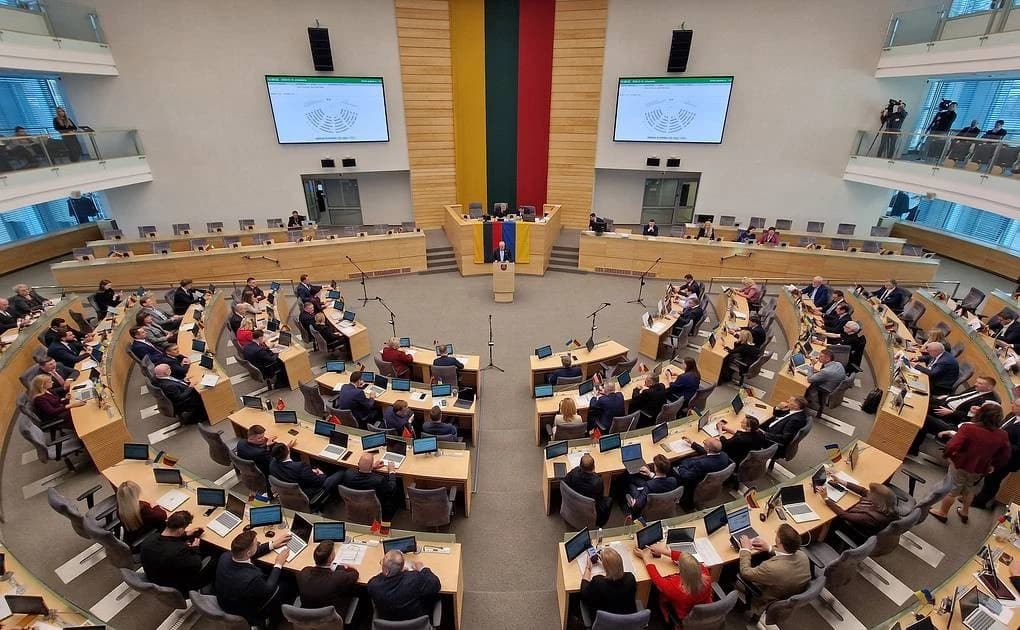 Lithuanian parliament votes to lift ban on nuclear weapons; Russia comments.