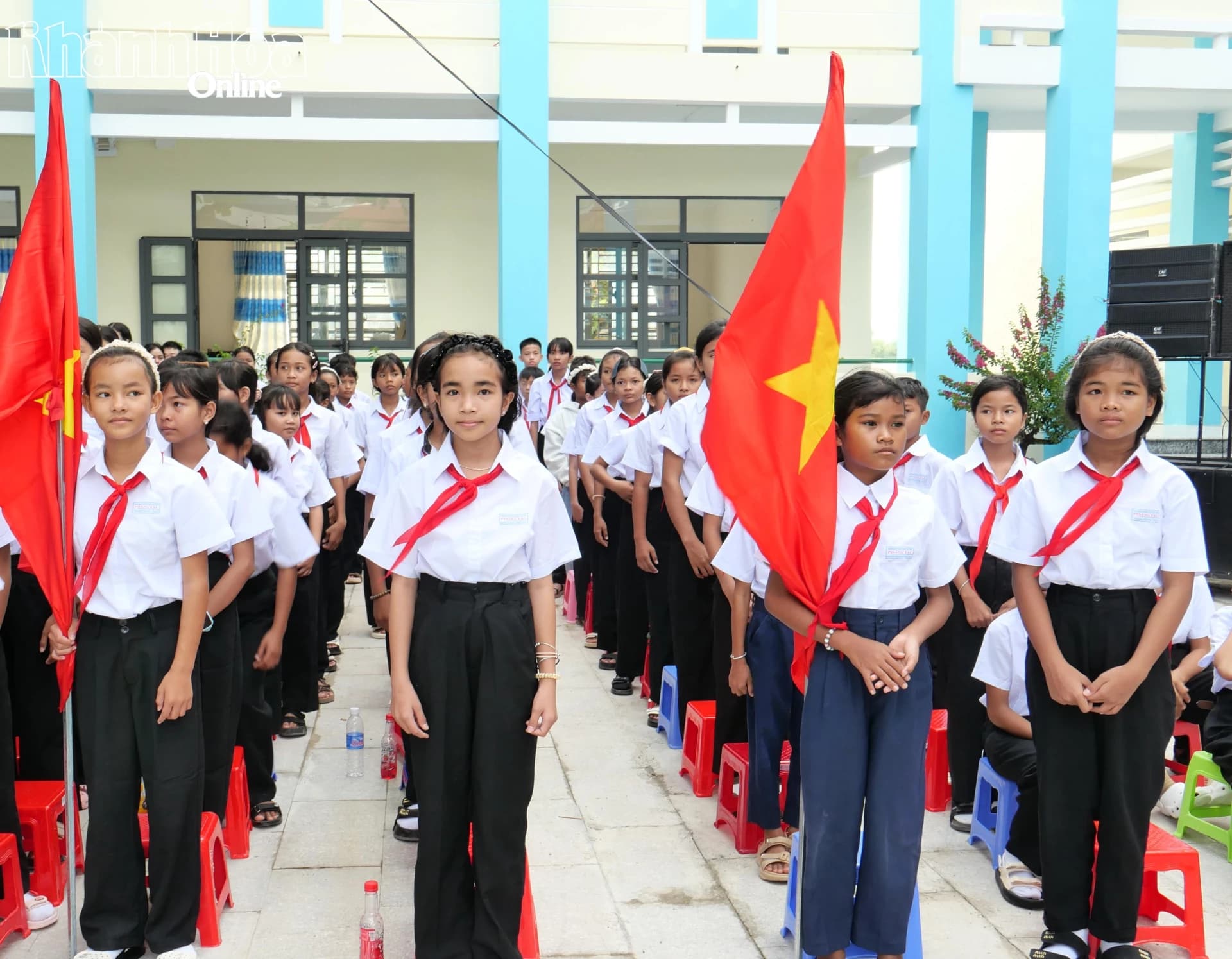 Khánh Hòa ban hành quy định khoảng cách, địa bàn xác định học sinh được hưởng chính sách bán trú