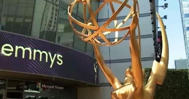 Emmy rời truyền hình sau 7 thập kỷ, chuyển sang trực tuyến